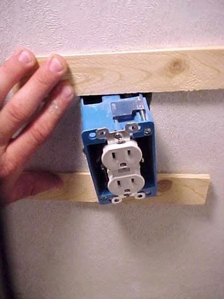 fix broken electrical box|repair broken electrical outlet box.